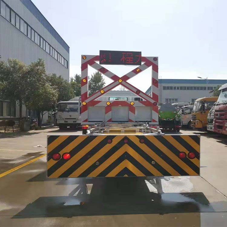 东风D9防撞缓冲车搭载80-100K防撞包 国产和进口包工厂定制 国六